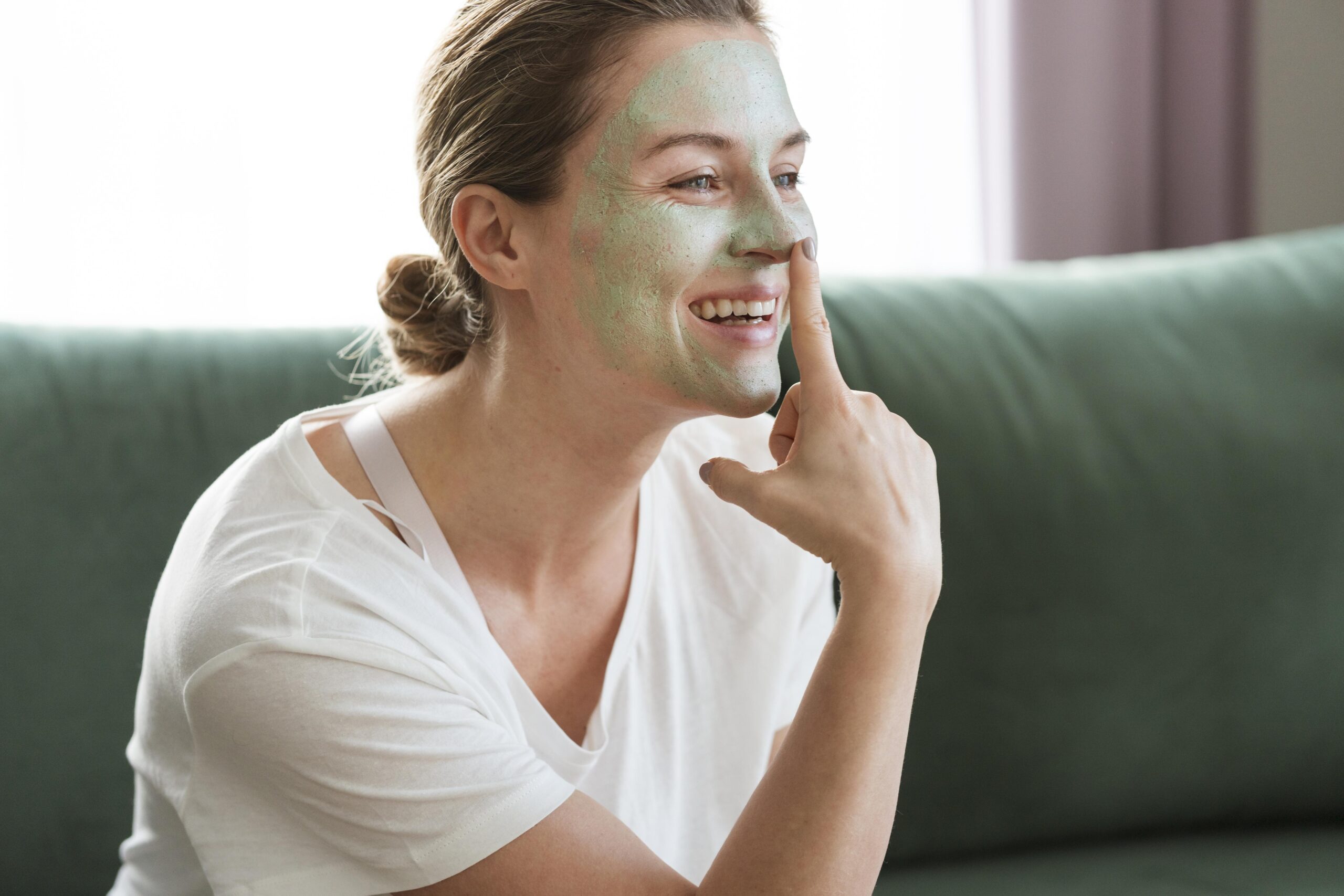 woman-with-healthy-facial-mask-smiles